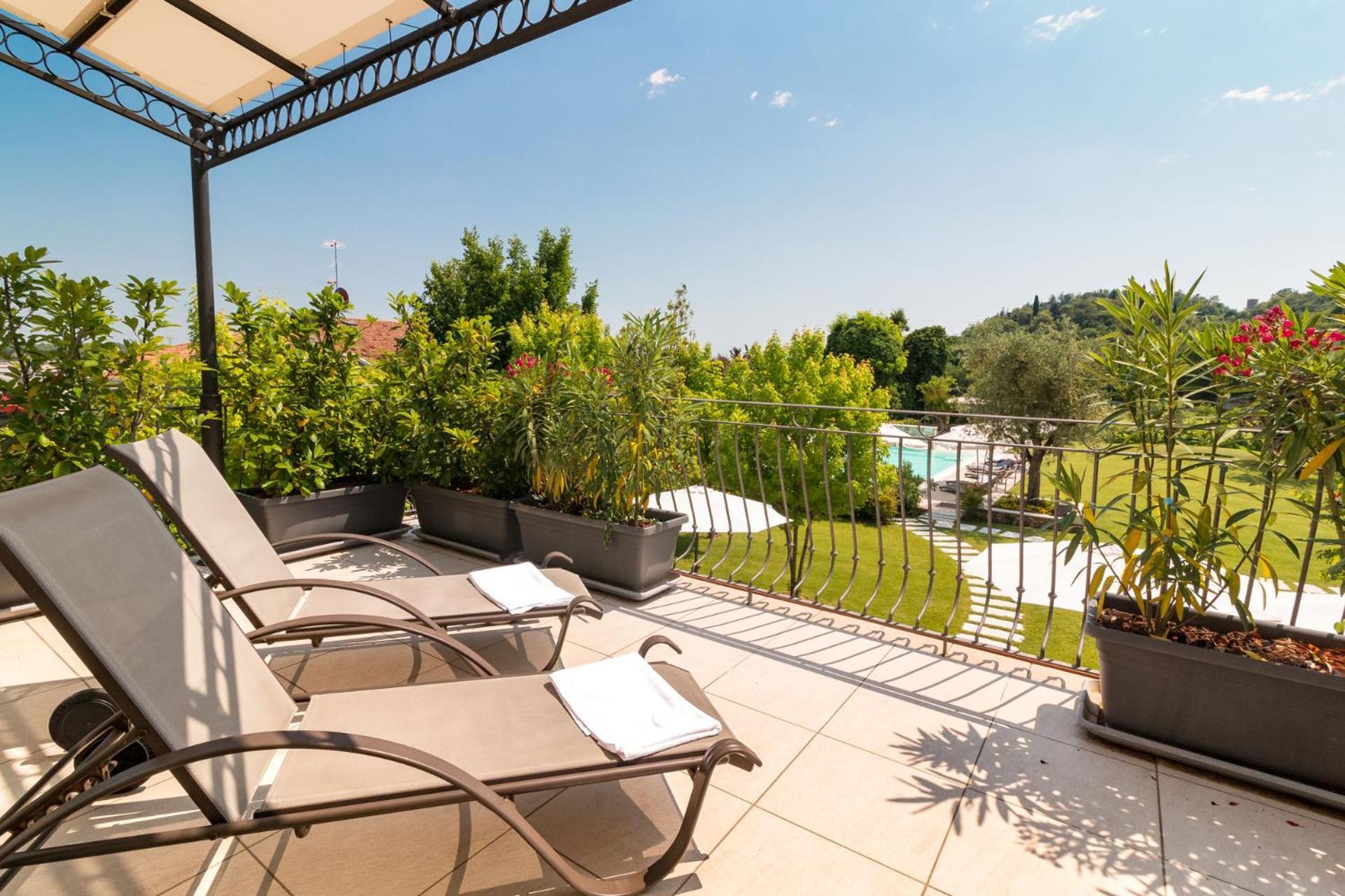 Agriturismo Corte Aurea Desenzano del Garda Ngoại thất bức ảnh