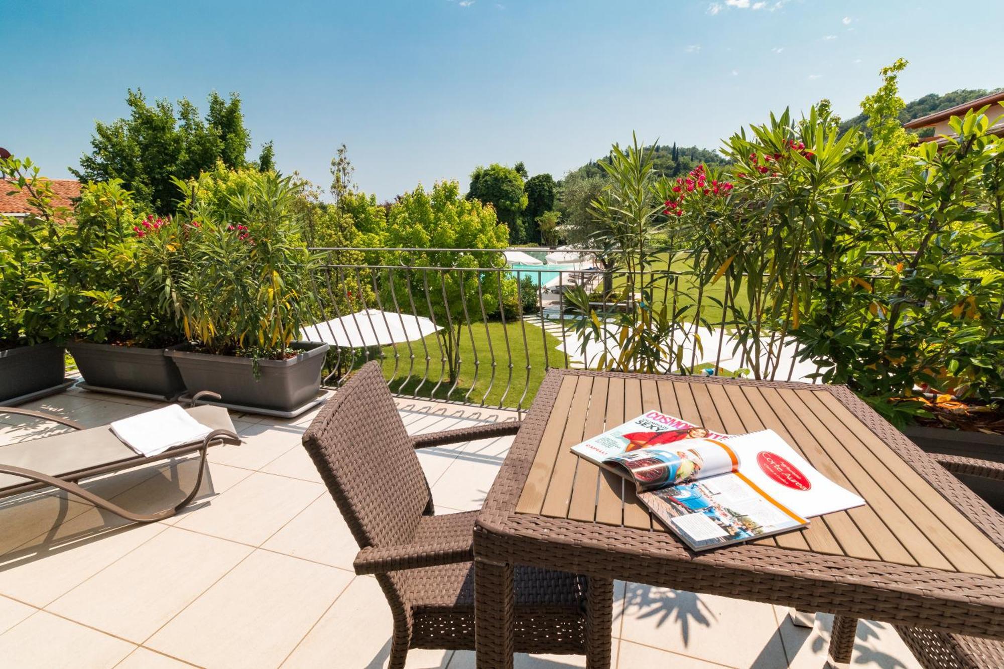 Agriturismo Corte Aurea Desenzano del Garda Ngoại thất bức ảnh