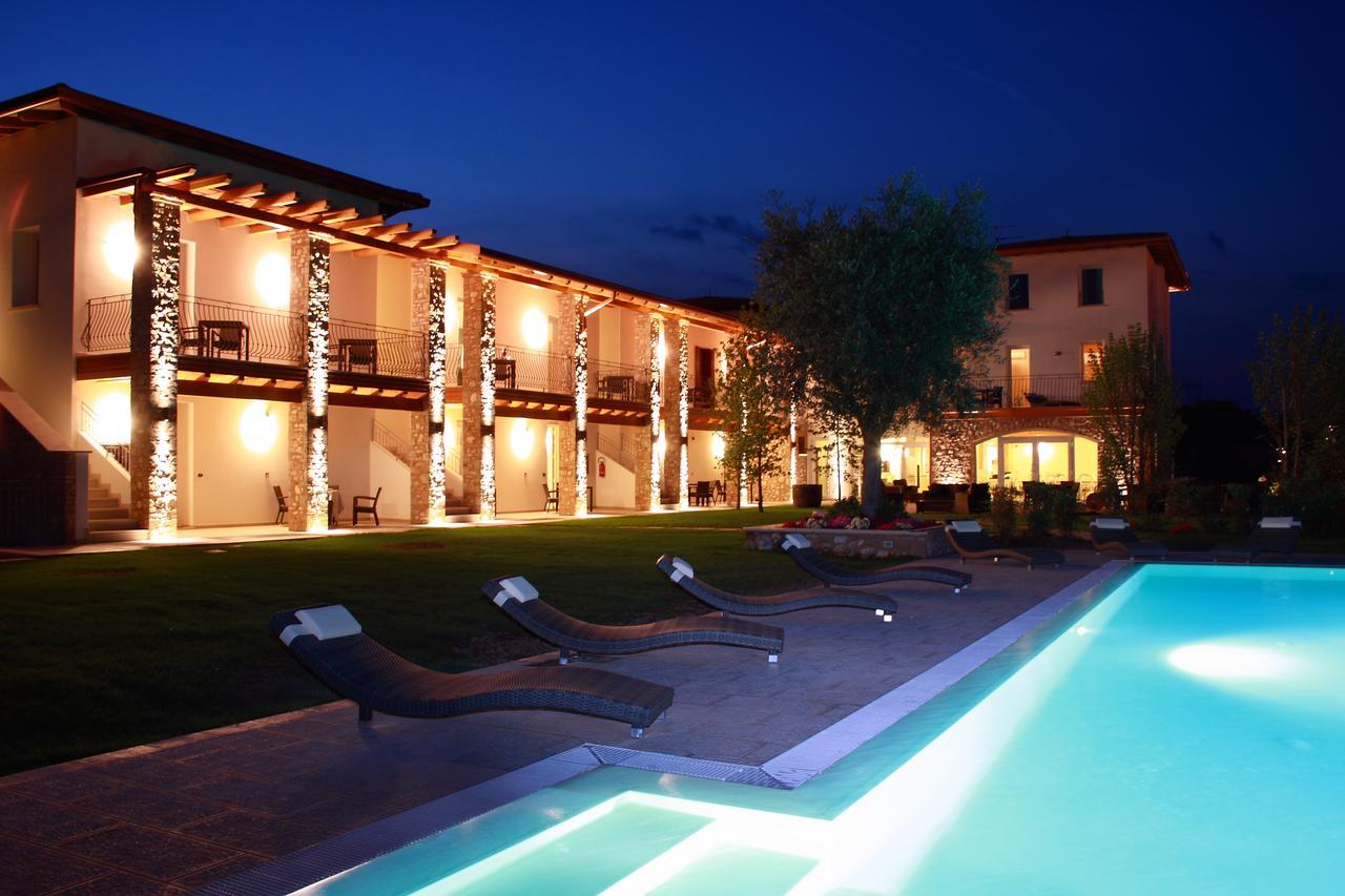 Agriturismo Corte Aurea Desenzano del Garda Ngoại thất bức ảnh