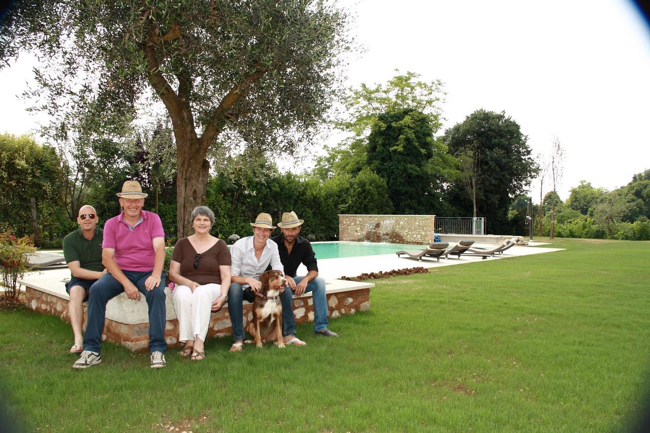 Agriturismo Corte Aurea Desenzano del Garda Ngoại thất bức ảnh