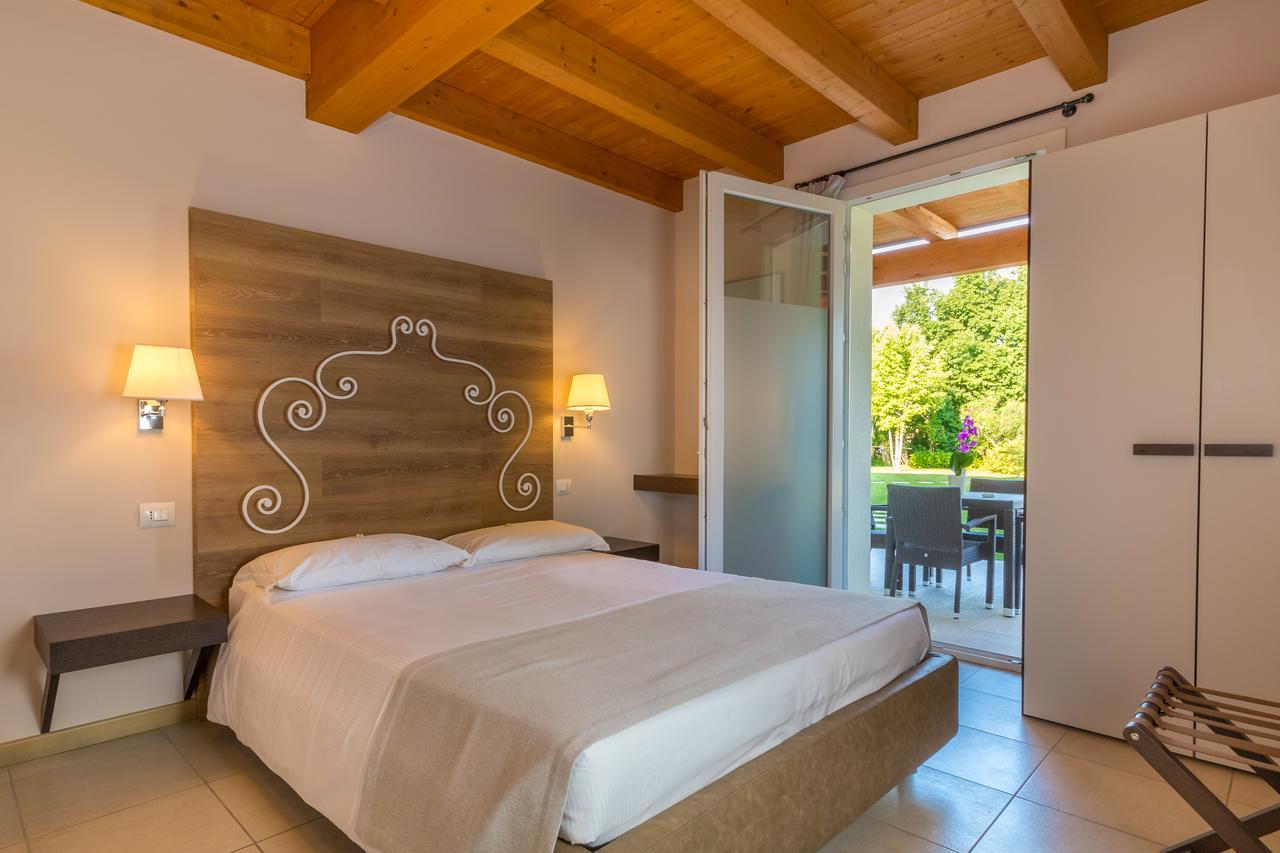 Agriturismo Corte Aurea Desenzano del Garda Ngoại thất bức ảnh