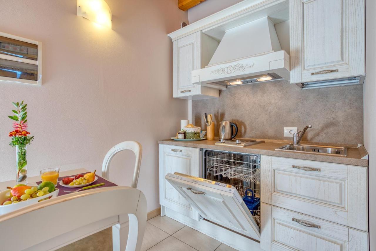 Agriturismo Corte Aurea Desenzano del Garda Ngoại thất bức ảnh